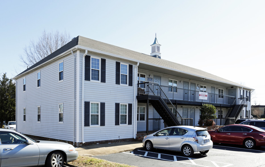 236 Mustang Trl, Virginia Beach, VA for lease - Building Photo - Image 3 of 7