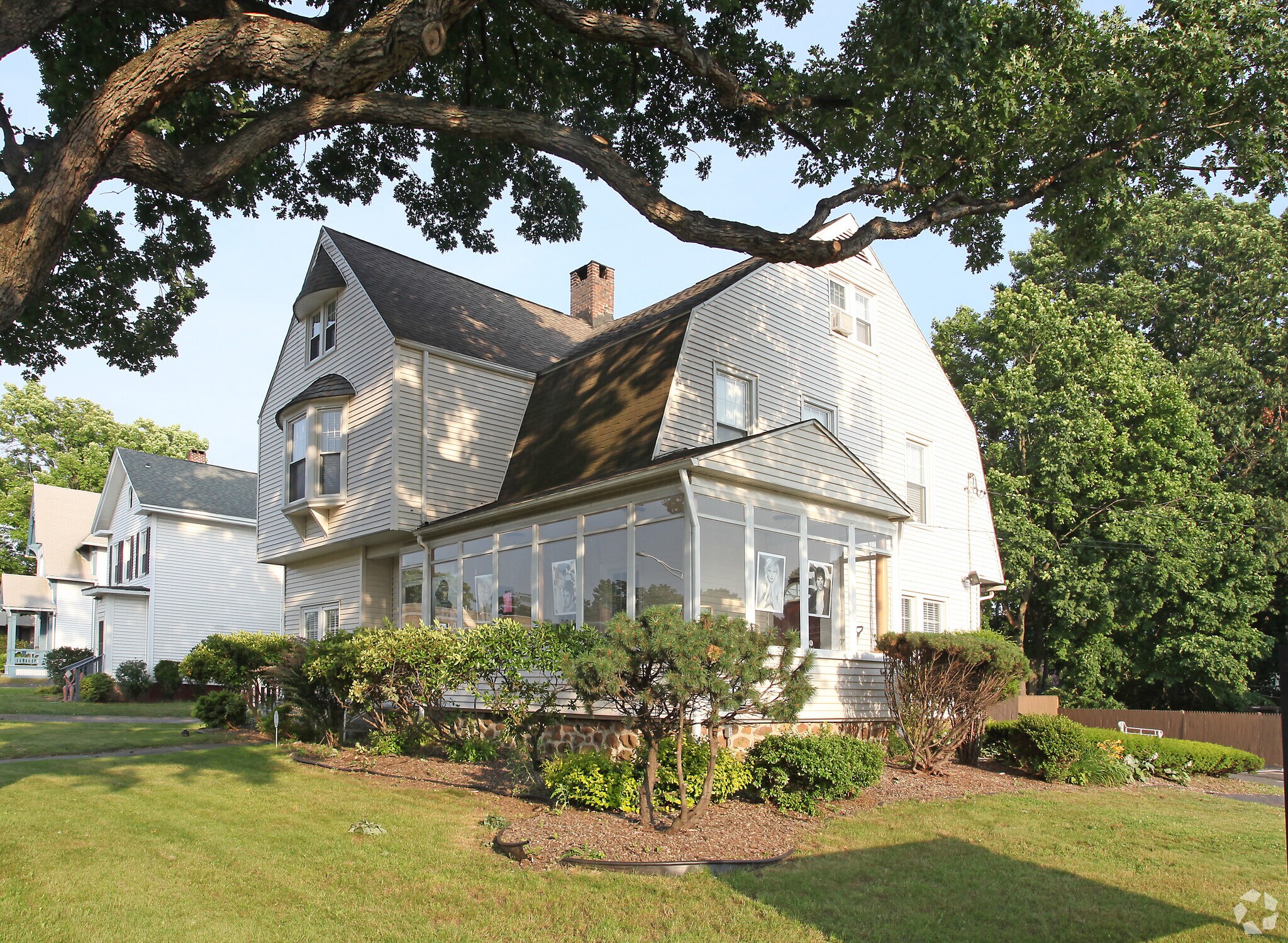 396 W Main St, New Britain, CT for sale Primary Photo- Image 1 of 1