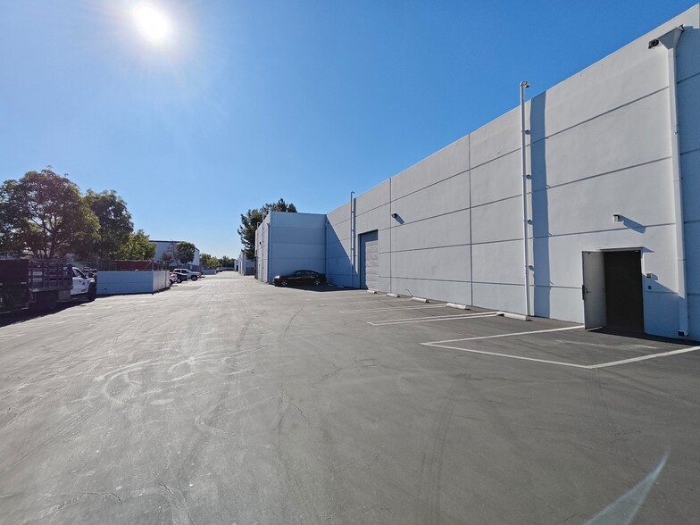 10140 Norwalk Blvd, Santa Fe Springs, CA for lease - Building Photo - Image 2 of 9