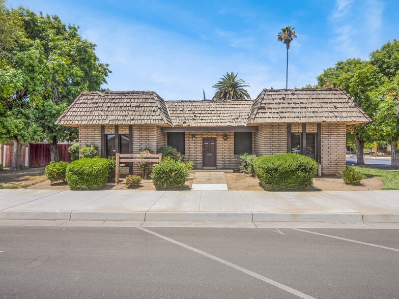 287 E Hermosa St, Lindsay, CA for sale - Primary Photo - Image 1 of 17