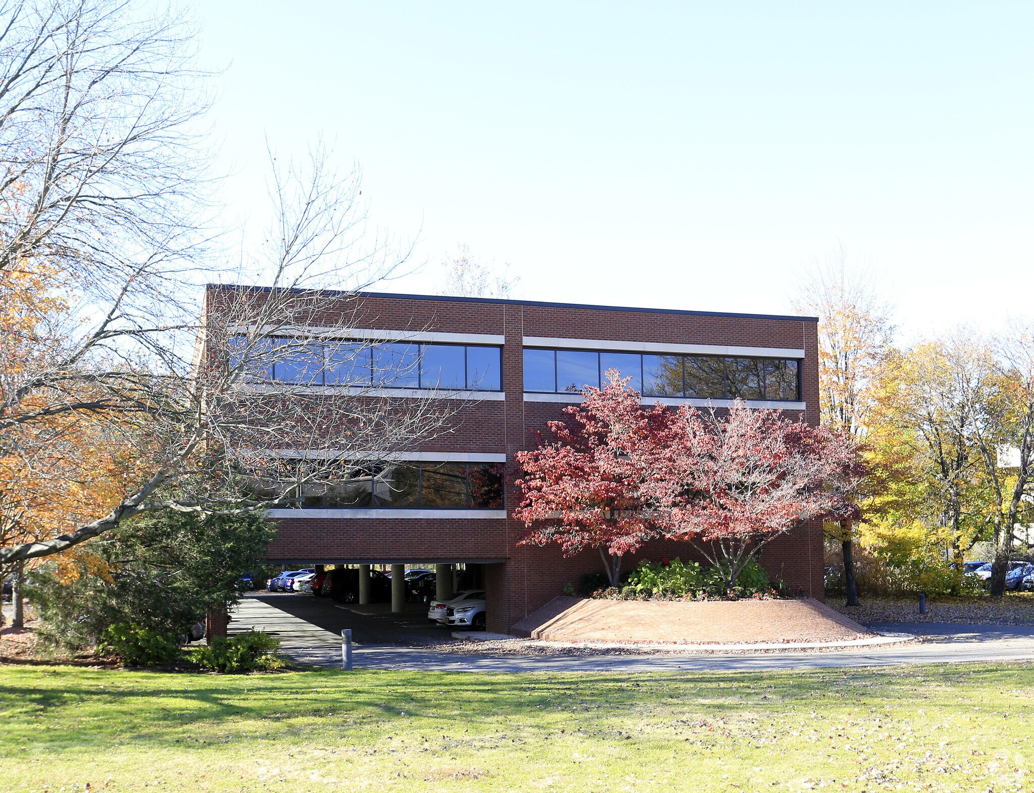 43 Danbury Rd, Wilton, CT for sale Primary Photo- Image 1 of 1