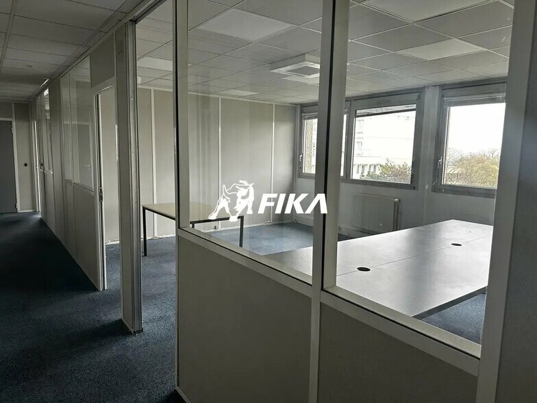 Office in Toulouse for lease - Interior Photo - Image 3 of 15