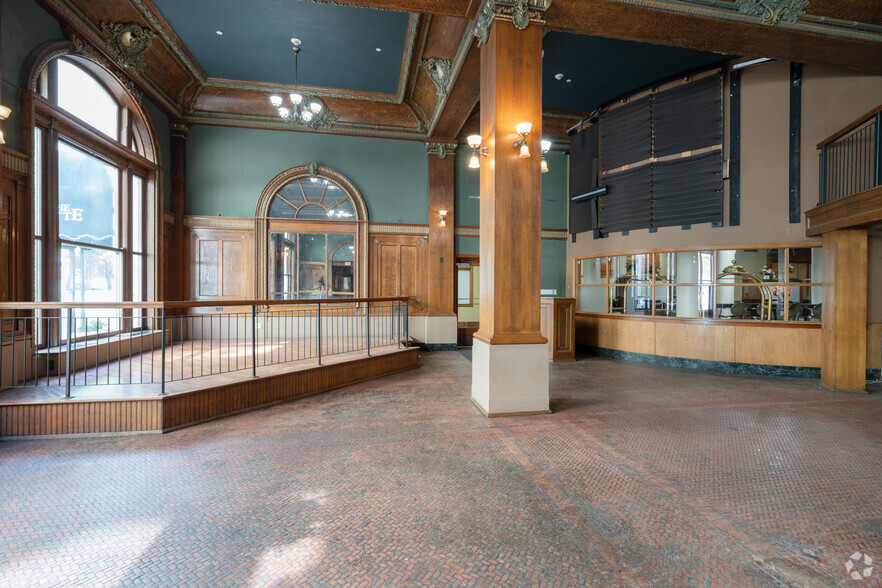 391 Washington St, Buffalo, NY for lease - Interior Photo - Image 1 of 21