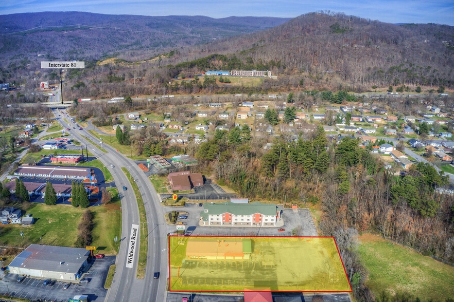 260 Wildwood Rd, Salem, VA 24153 Retail for Lease