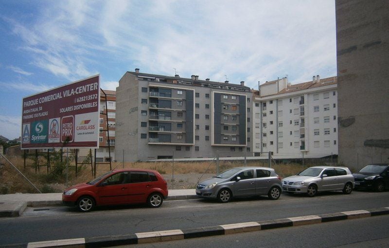 Avinguda Castelló, 26, Vila-real, Castellón for sale - Building Photo - Image 1 of 3
