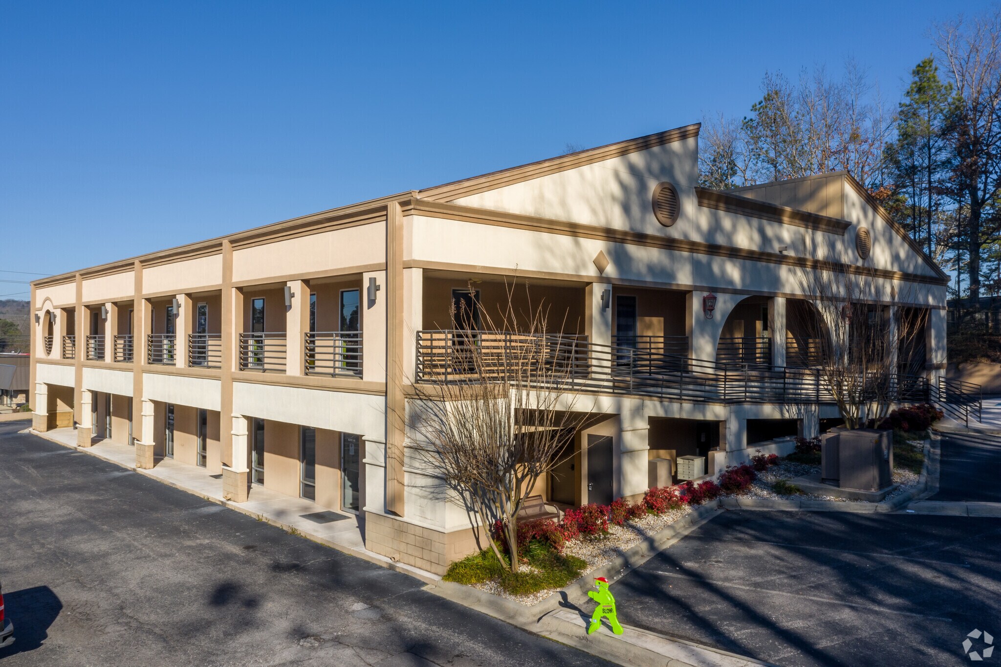 3057 Lorna Rd, Birmingham, AL for lease Building Photo- Image 1 of 7