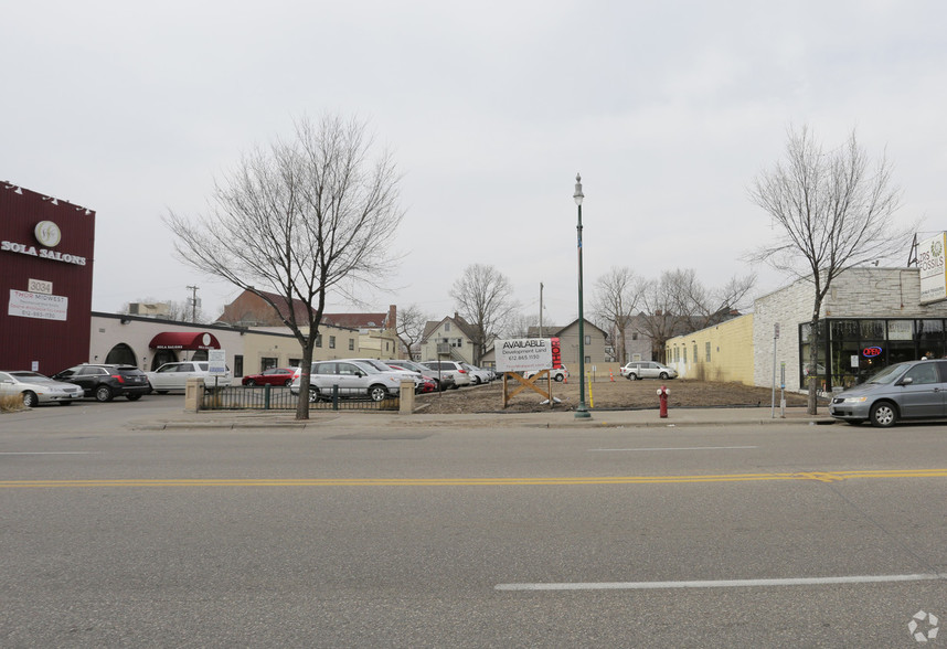 3020 Lyndale Ave S, Minneapolis, MN for lease - Primary Photo - Image 1 of 2