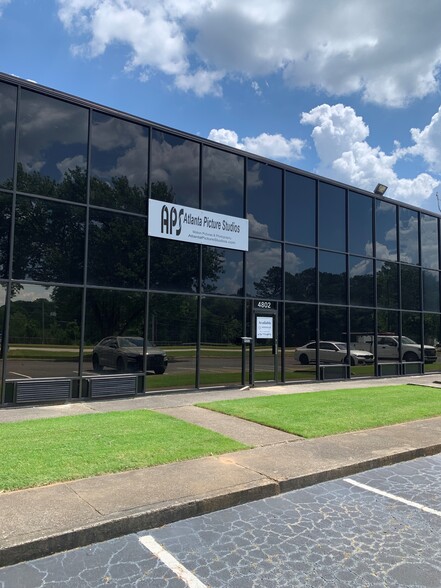 4790-4826 Fulton Industrial Blvd SW, Atlanta, GA for lease - Building Photo - Image 2 of 14