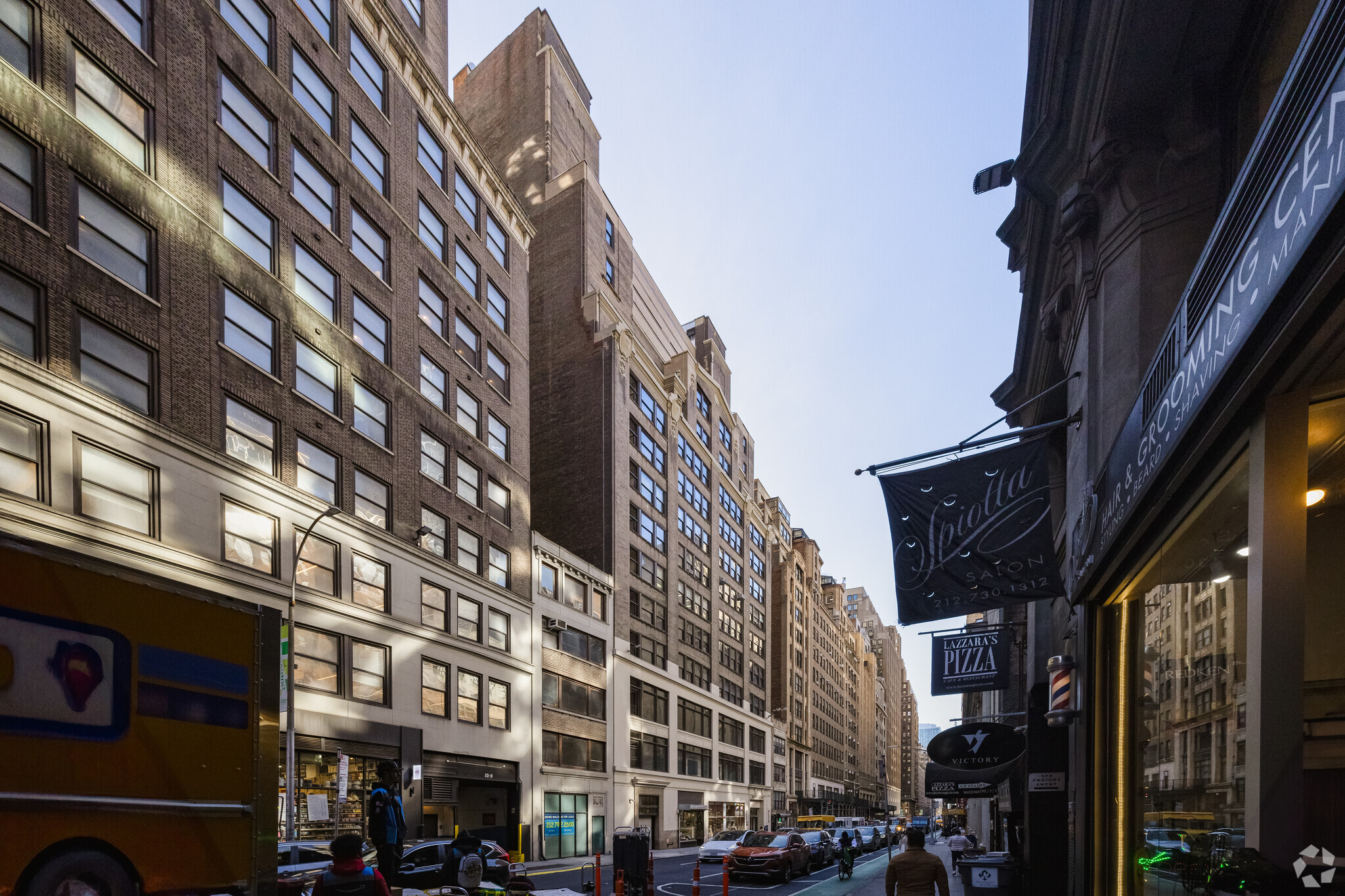 230 W 38th St, New York, NY for lease Building Photo- Image 1 of 9