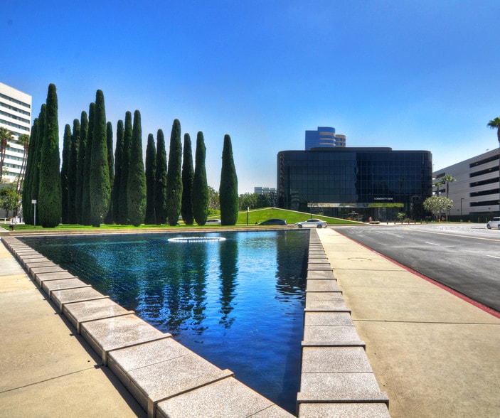 2100 Main St, Irvine, CA for lease - Other - Image 2 of 8