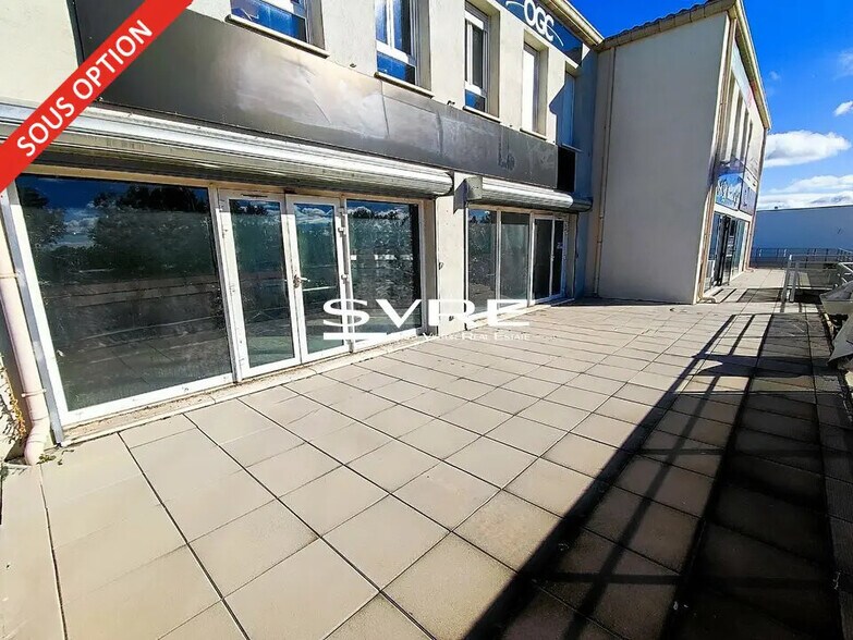 Retail in Éguilles for sale - Building Photo - Image 1 of 8