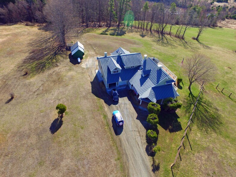 845 Upper Straw Rd, Contoocook, NH for sale - Building Photo - Image 1 of 1