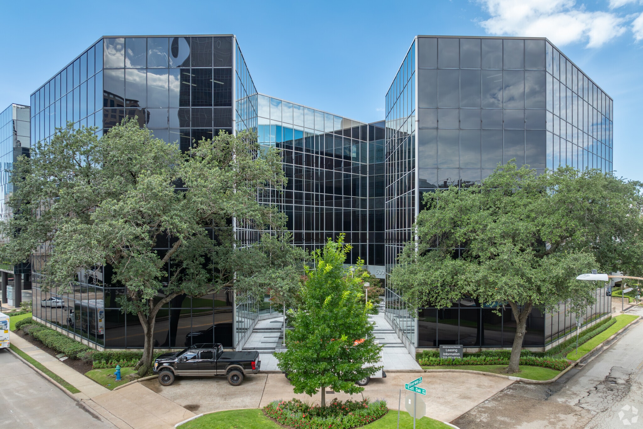 5005 Riverway Dr, Houston, TX for lease Building Photo- Image 1 of 14