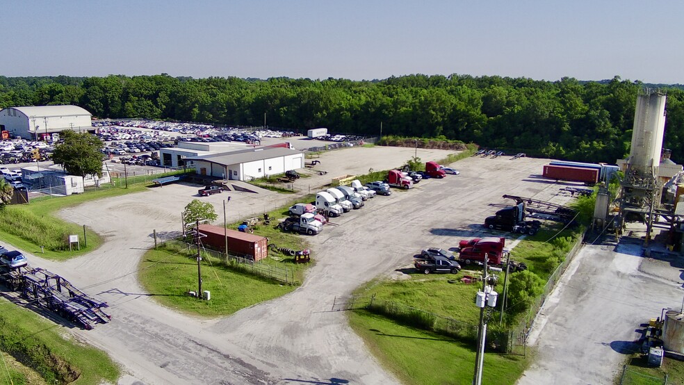 50-52 Telfair Pl, Savannah, GA for lease - Building Photo - Image 2 of 6