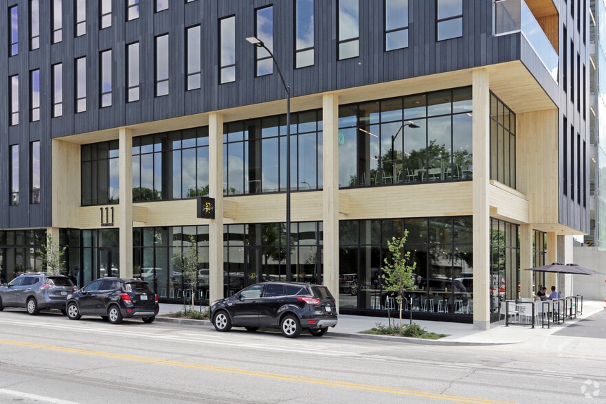 111 E Grand Ave, Des Moines, IA for lease - Building Photo - Image 3 of 9