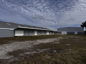 12925 N 49th St, Clearwater FL - Warehouse