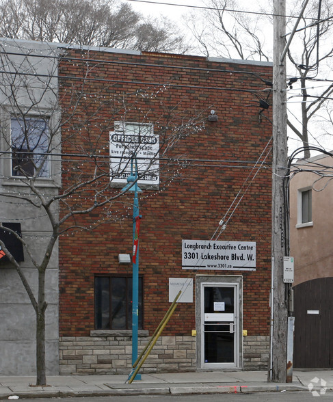 3301 Lake Shore Blvd W, Toronto, ON for lease - Primary Photo - Image 1 of 3