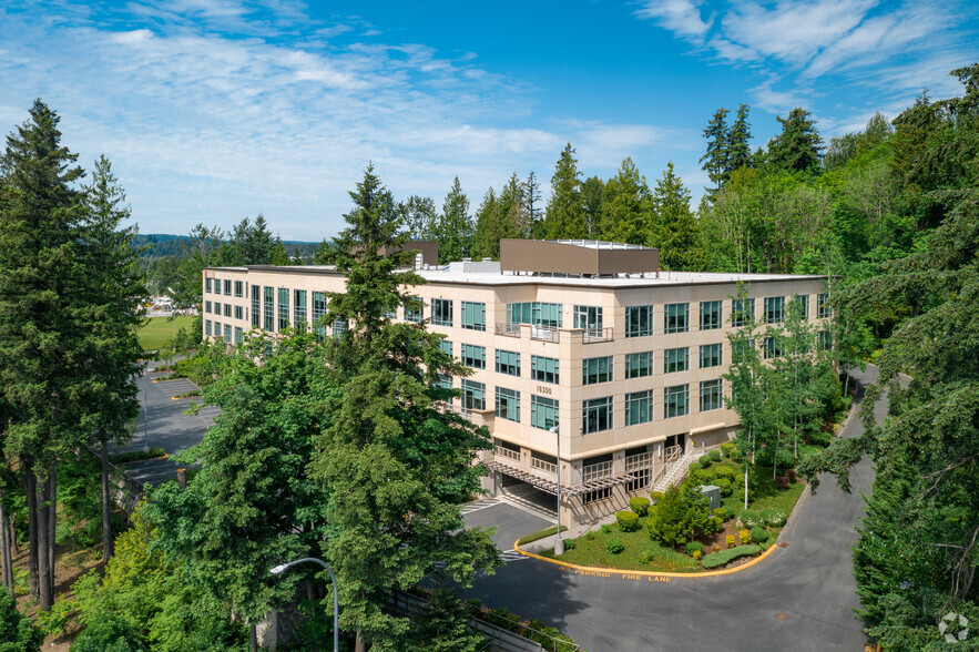 18300 Redmond Way, Redmond, WA for lease - Building Photo - Image 2 of 10