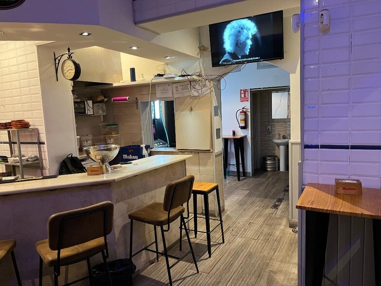 Retail in Madrid, Madrid for lease - Building Photo - Image 1 of 1