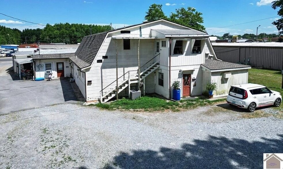 318 Main St, Benton, KY for sale - Building Photo - Image 3 of 5
