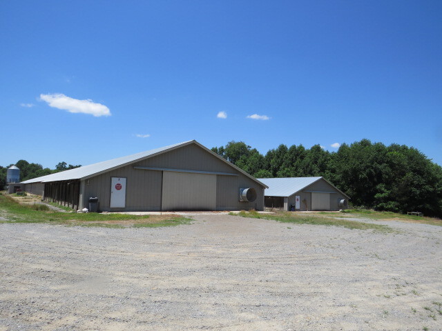 5520 Frosted Cedar Ln, Jonesville, NC for sale Primary Photo- Image 1 of 1