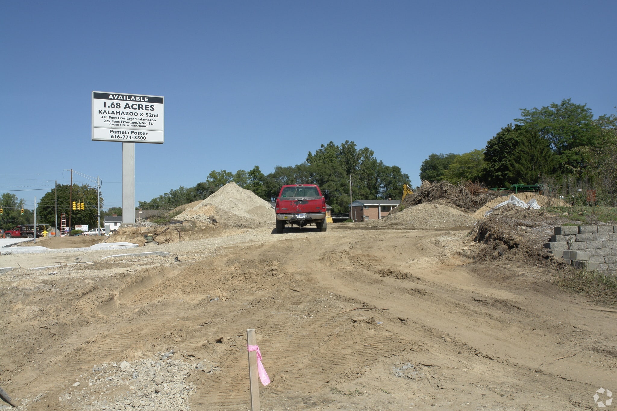 5230 Kalamazoo Ave SE, Grand Rapids, MI for sale Primary Photo- Image 1 of 5