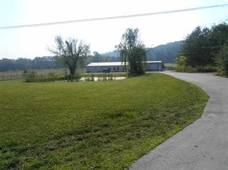 264 County Road 384, Niota, TN for sale - Primary Photo - Image 1 of 1