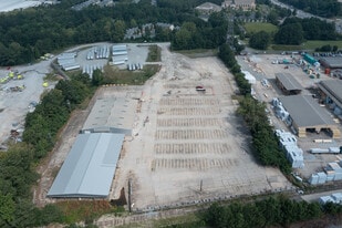 3240 Summit Ridge Pky, Duluth GA - Warehouse