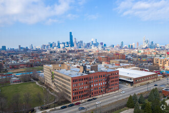 1100 W Cermak Rd, Chicago, IL - aerial  map view