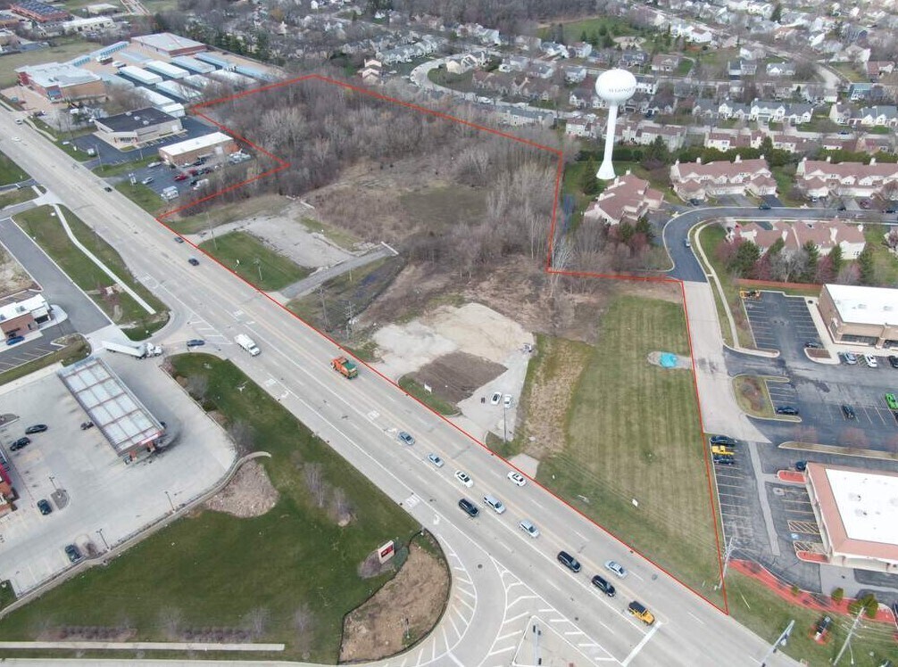 2150 E Algonquin Rd, Algonquin, IL for lease Building Photo- Image 1 of 2