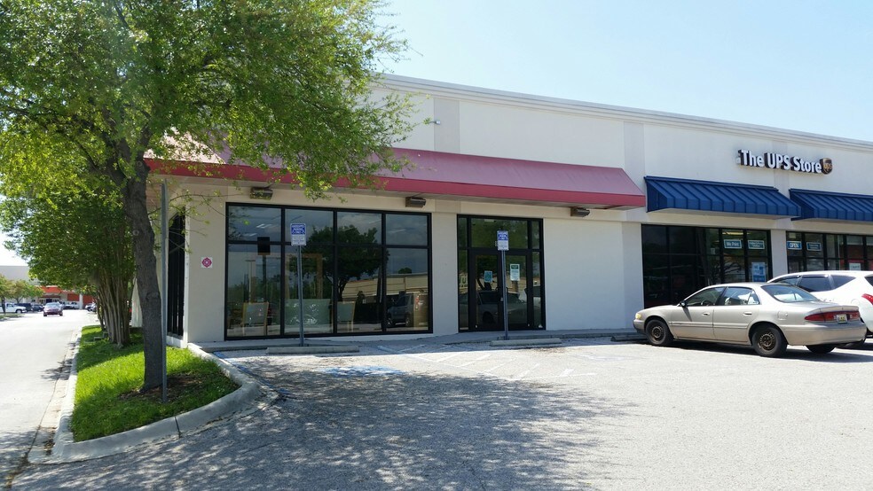 87088712 W Hillsborough Ave, Tampa, FL 33615