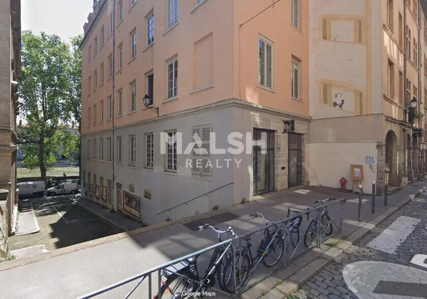 Retail in Lyon for sale - Building Photo - Image 3 of 4