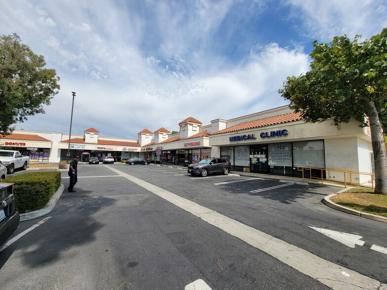 425 E Imperial Hwy, Los Angeles, CA for lease - Building Photo - Image 2 of 16