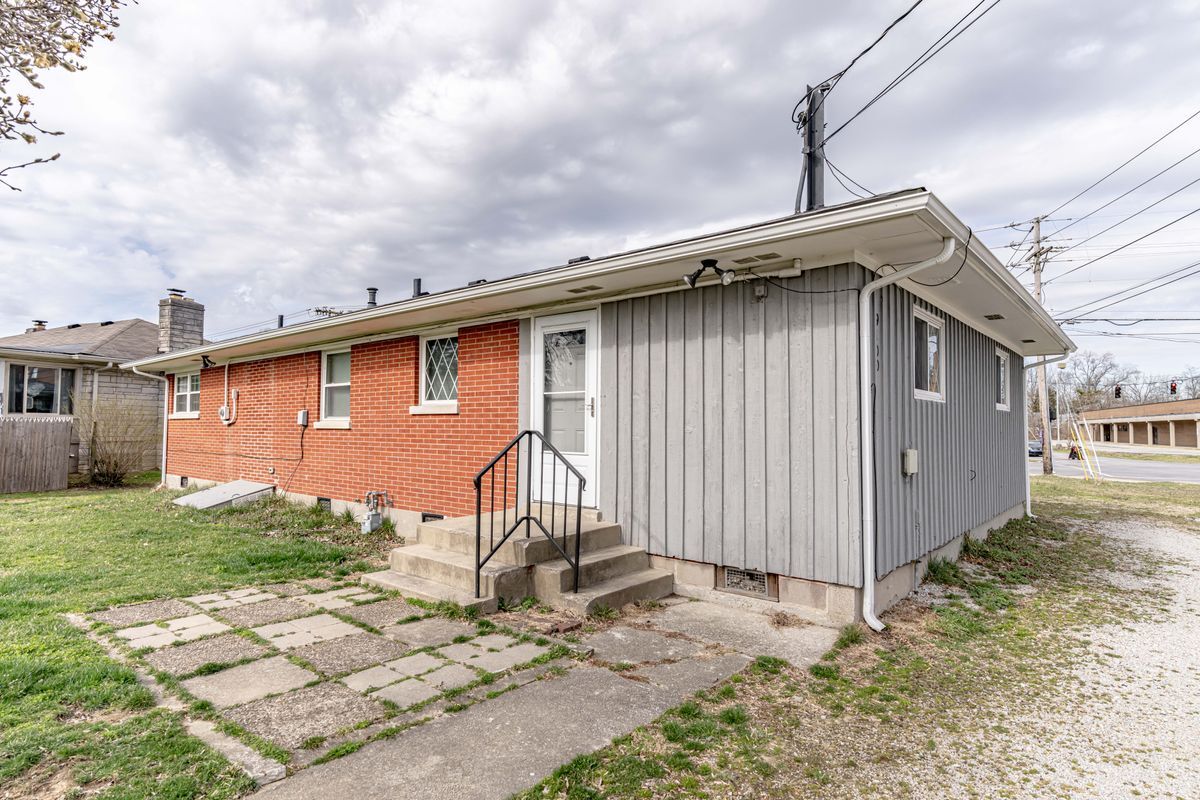 9100 Ferndale Rd, Louisville, KY 40291