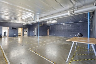 315 S Flower St, Burbank CA - Loft