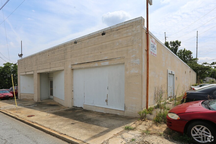 2291 W English St, High Point, NC for sale - Primary Photo - Image 1 of 1