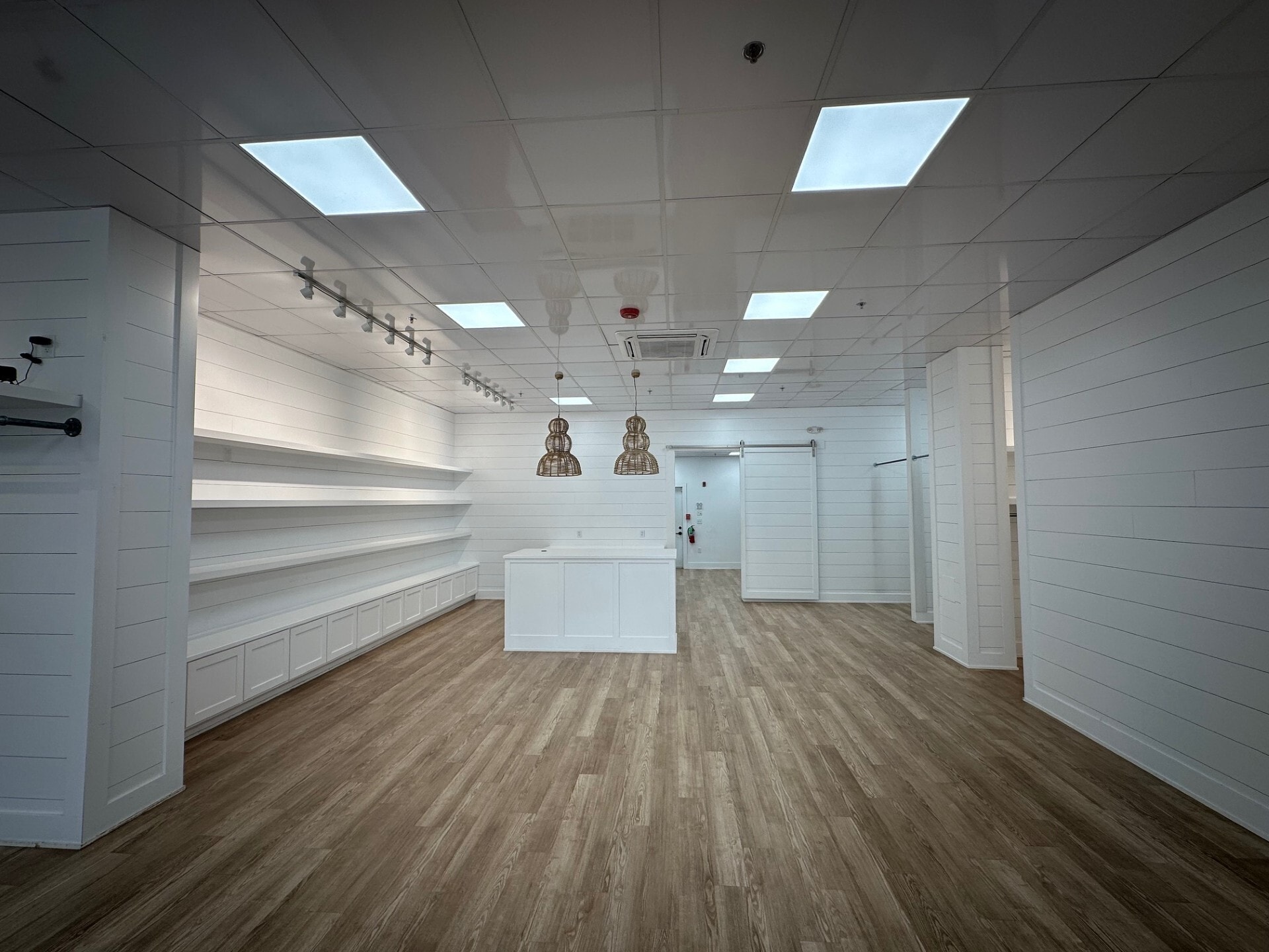 7209-7309 Chad Colley Blvd, Barling, AR for lease Interior Photo- Image 1 of 3