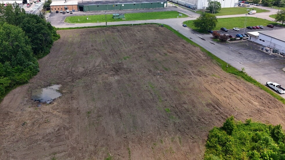 0 Groves Rd, Columbus, OH for sale - Building Photo - Image 3 of 9