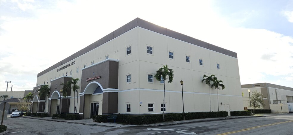 11820 Miramar Pky, Miramar, FL for lease - Building Photo - Image 2 of 13