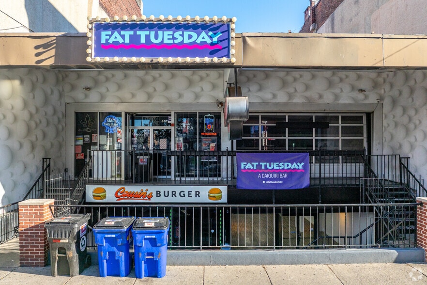 431-435 South St, Philadelphia, PA for lease - Building Photo - Image 3 of 11