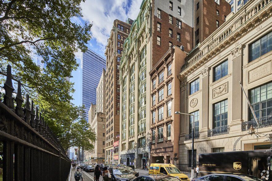 20 Vesey St, New York, NY for lease - Building Photo - Image 2 of 6