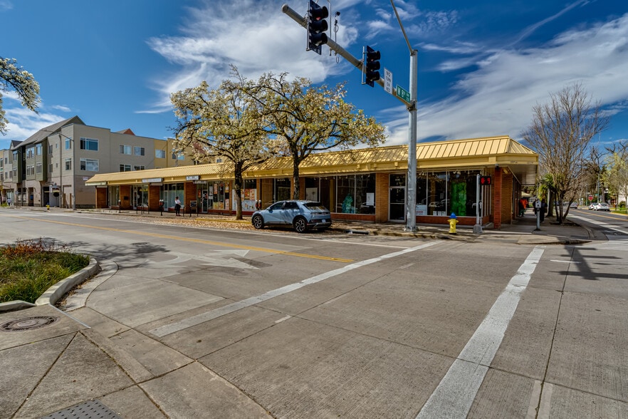 806 Charnelton St, Eugene, OR for sale - Building Photo - Image 2 of 15