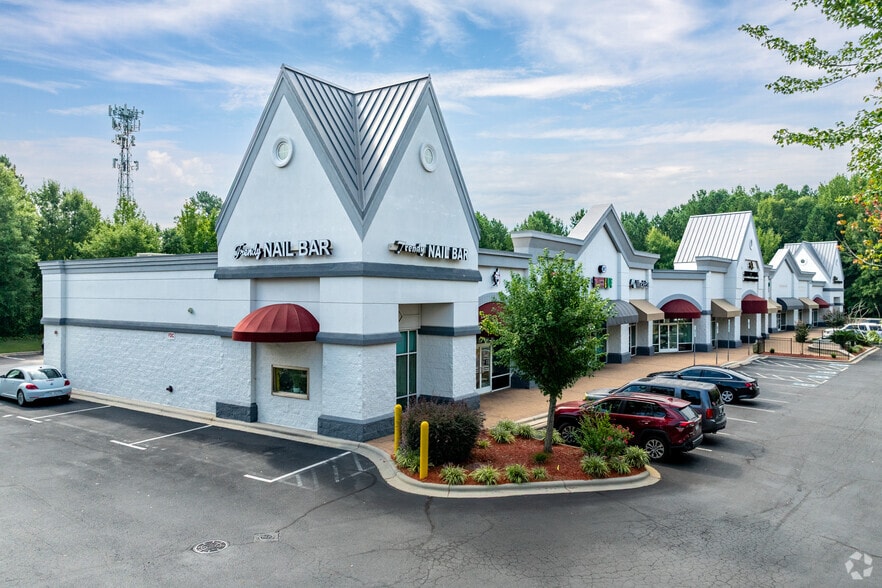 739 Galleria Blvd, Rock Hill, SC for lease - Building Photo - Image 2 of 8