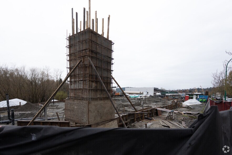 7301 Market Cross, Burnaby, BC for lease - Building Photo - Image 1 of 2