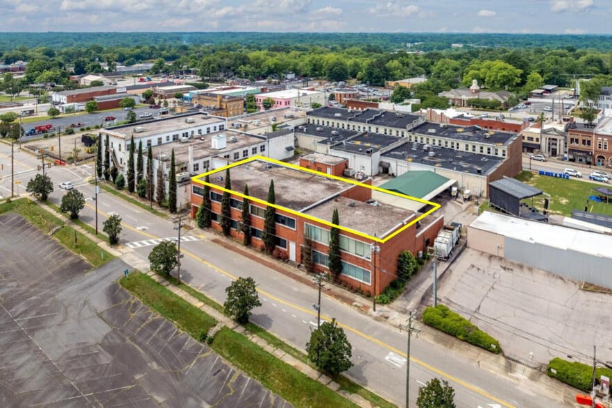 210 S White St, Lancaster, SC for sale - Building Photo - Image 2 of 6