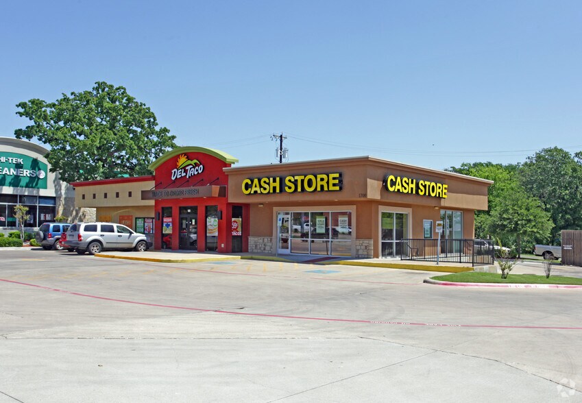 1700 Precinct Line Rd, Hurst, TX for sale - Building Photo - Image 1 of 1