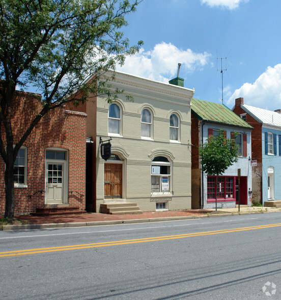 305 E Patrick St, Frederick, MD 21701 | LoopNet.com