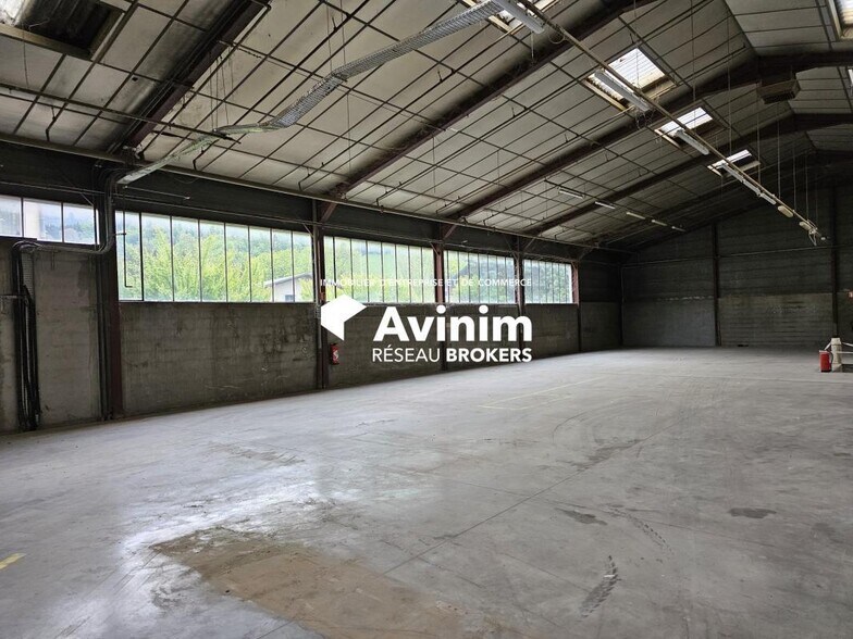 Industrial in Thônes for lease - Interior Photo - Image 3 of 9