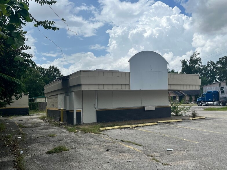 2999 Magnolia St, Beaumont, TX for sale - Building Photo - Image 2 of 8