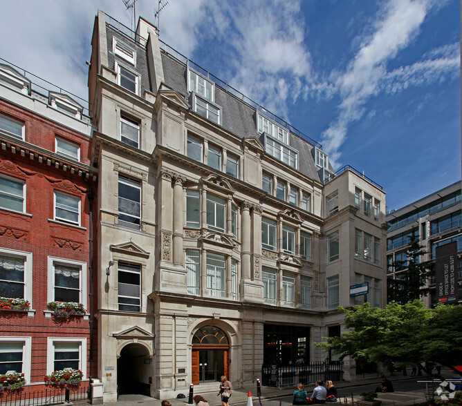 10-11 Austin Friars, London for lease - Primary Photo - Image 1 of 3